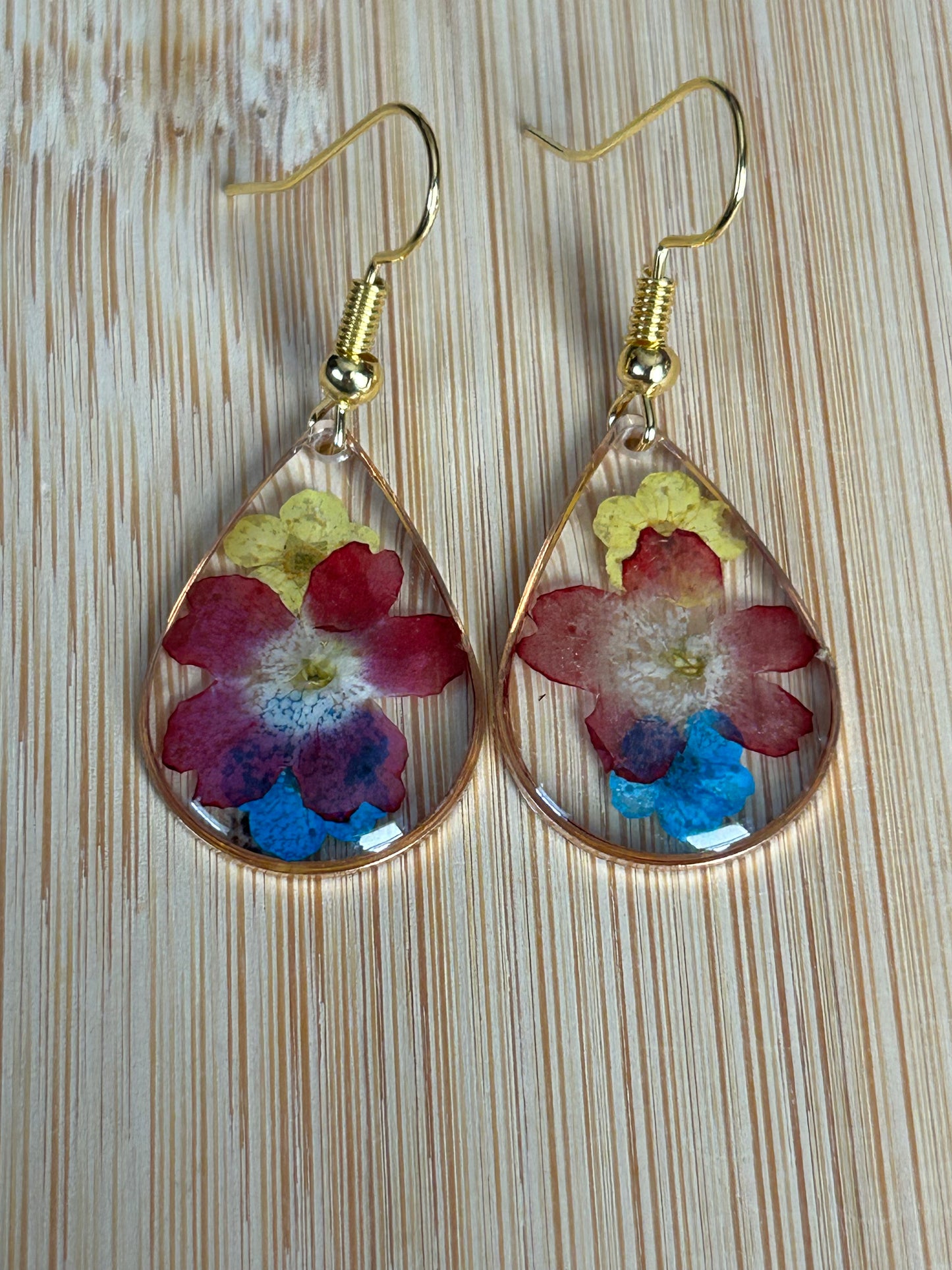 Dried flower earrings